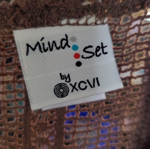 Mind Set Mesh Shirt - Picture 2 of 4